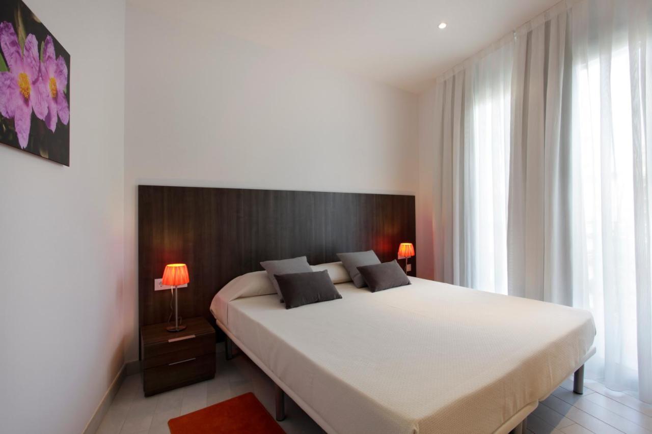 Fisa Rentals Les Corts Apartments Barcelona Exteriör bild