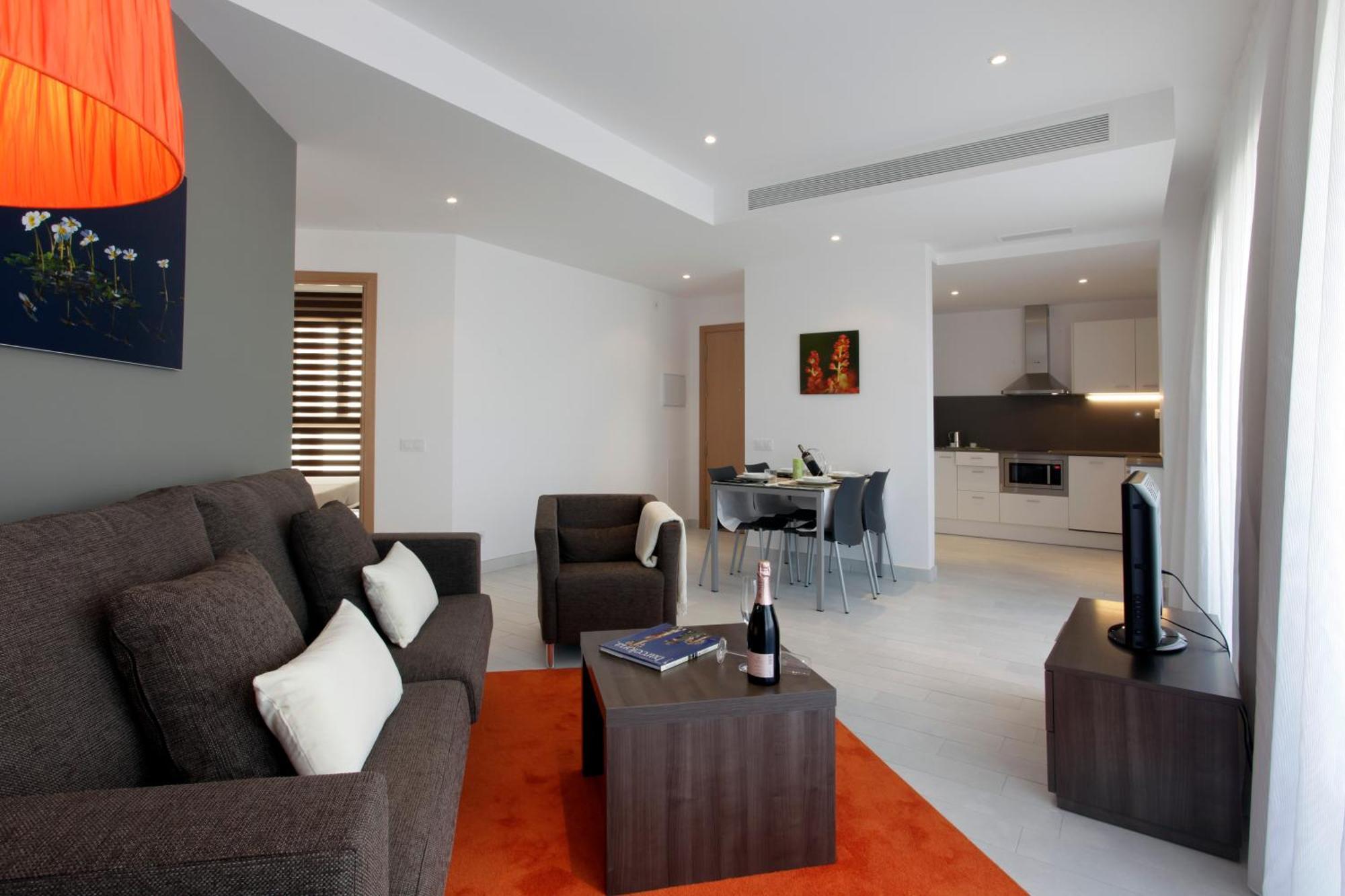 Fisa Rentals Les Corts Apartments Barcelona Exteriör bild